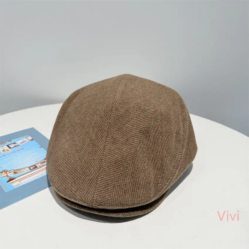 Women's Warm Solid Color Baseball Cap with Short Brim - Image 2