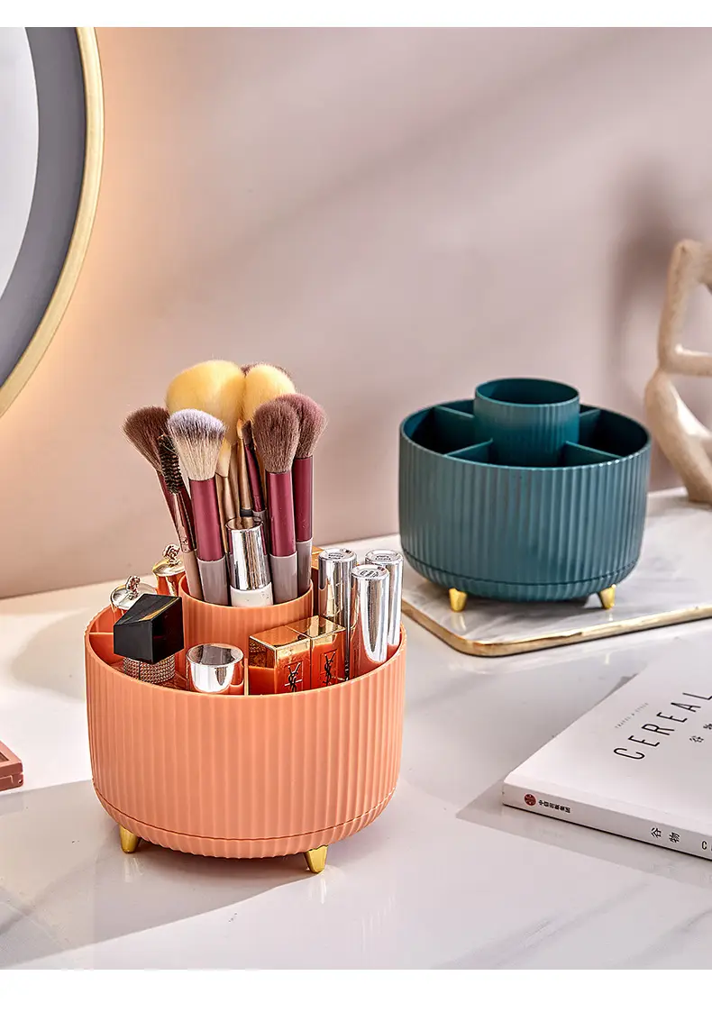 Japanese Style Rotating Makeup Storage Barrel with Brushes — feature 14