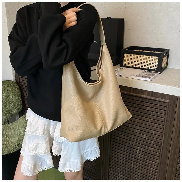 Women's Large Capacity Tote Bag Cream Summer 2025 — feature 22