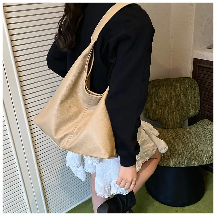 Women's Large Capacity Tote Bag Cream Summer 2025 — feature 24