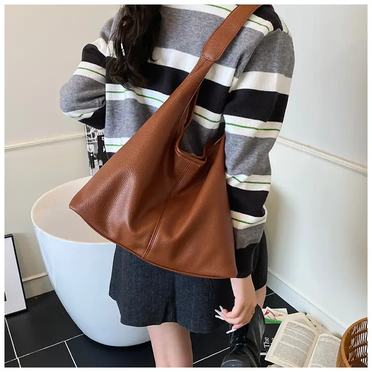 Women's Large Capacity Tote Bag Cream Summer 2025 — feature 33