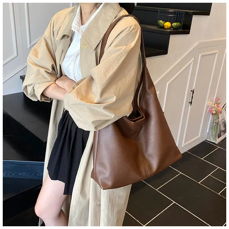 Women's Large Capacity Tote Bag Cream Summer 2025 — feature 39