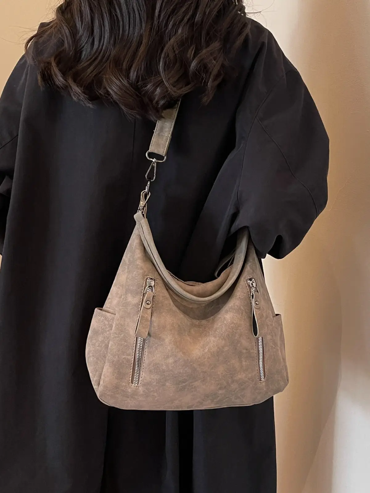 Retro Frosted Crossbody Bag Women Large Capacity - Image 5