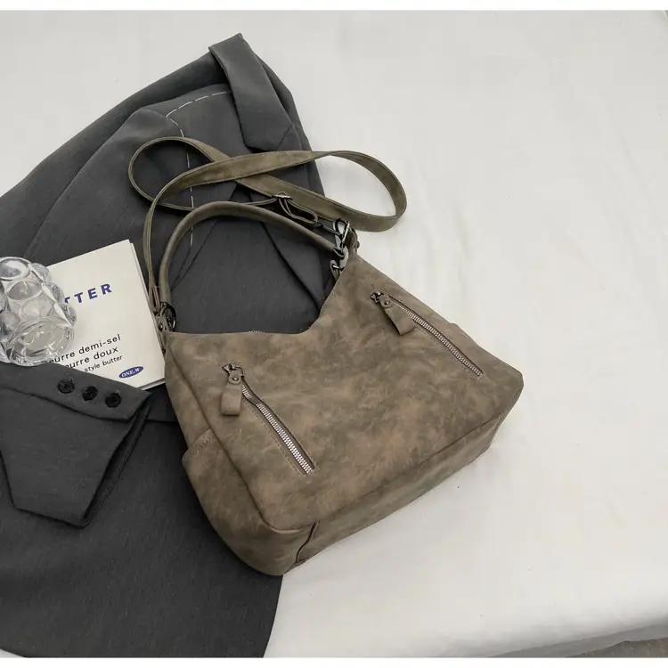 Retro Frosted Crossbody Bag Women Large Capacity — feature 17