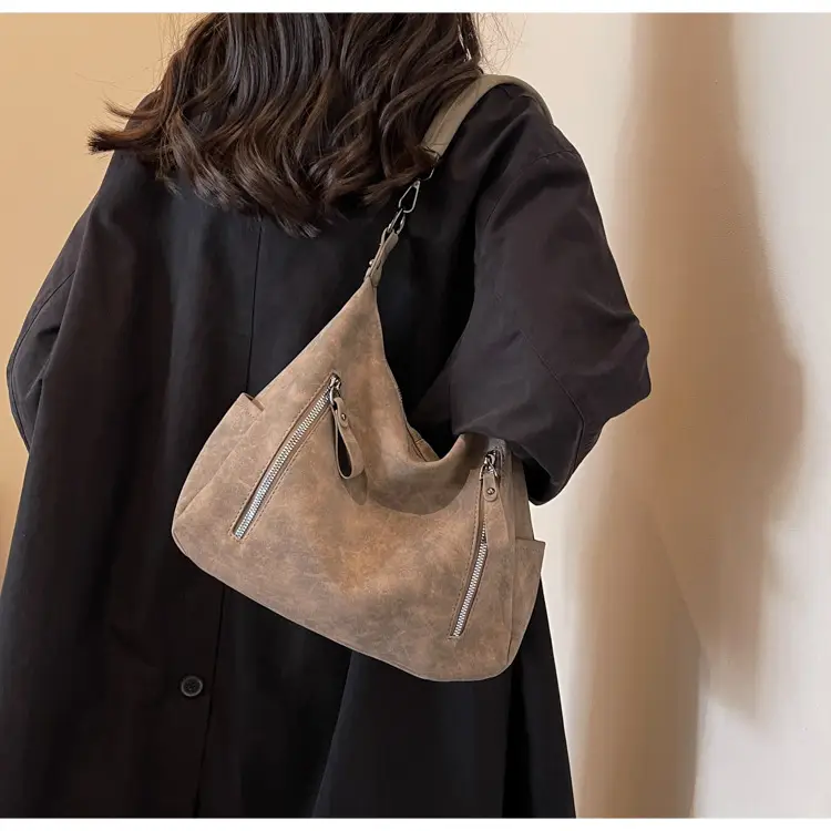 Retro Frosted Crossbody Bag Women Large Capacity — feature 6