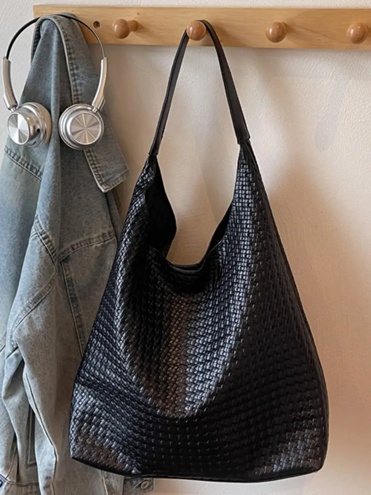 Women Woven Bag Tan Large Capacity Shoulder Bag - Image 7