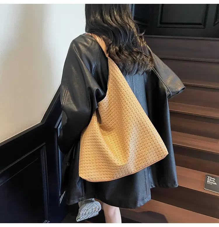 Women Woven Bag Tan Large Capacity Shoulder Bag — feature 21