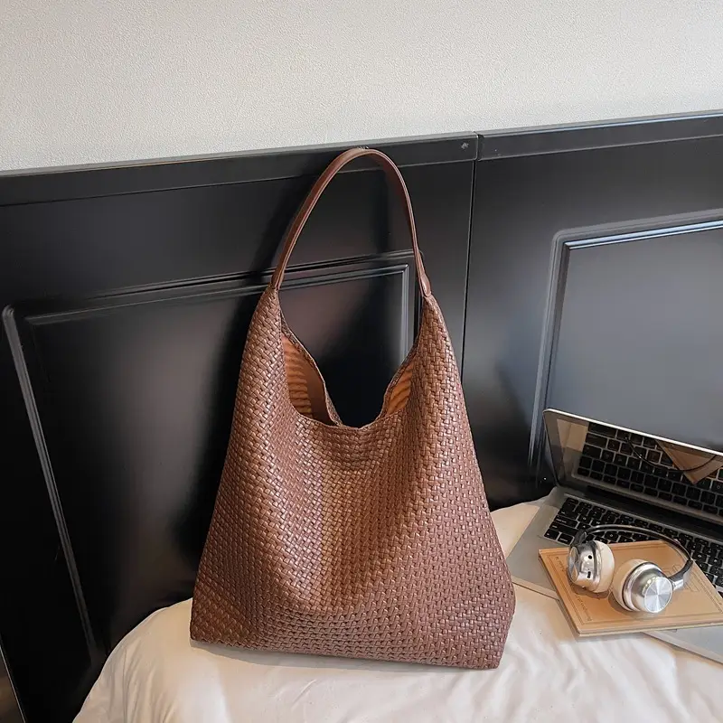 Women Woven Bag Tan Large Capacity Shoulder Bag - Image 2