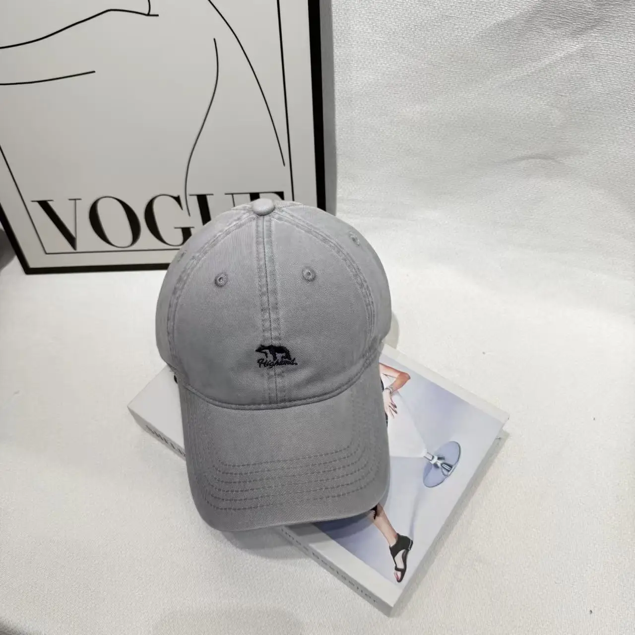 Men's Beige Bear Logo Baseball Cap with Curved Brim - Image 2