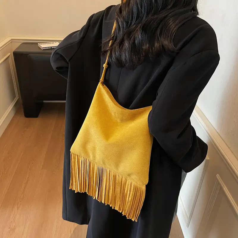 Brown Tassel Shoulder Bag for Women 2025 - Image 9