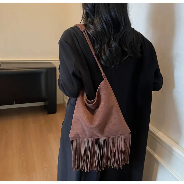 Brown Tassel Shoulder Bag for Women 2025 — feature 15