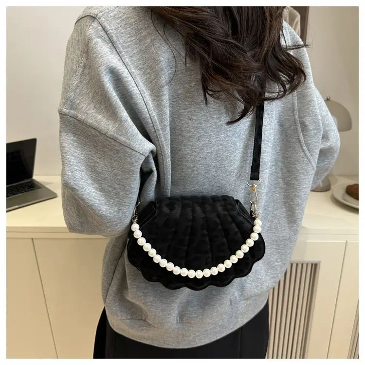 Women's Pearl Embellished Shoulder Bag 2025 Autumn — feature 7