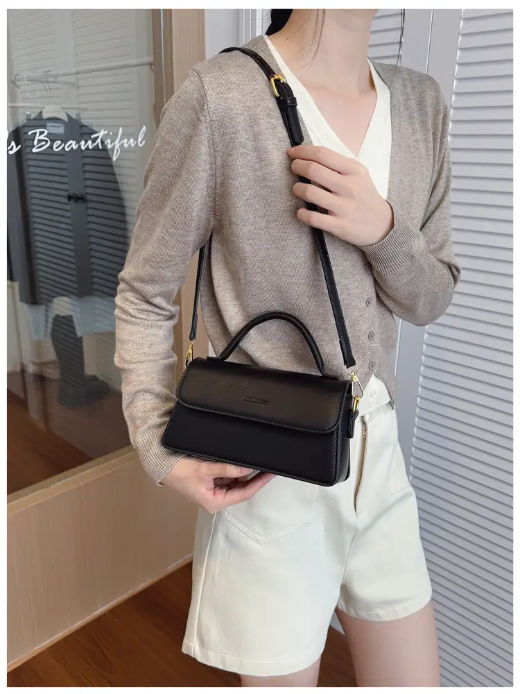 Women's Retro Crossbody Bag Olive Green 2026 — feature 20