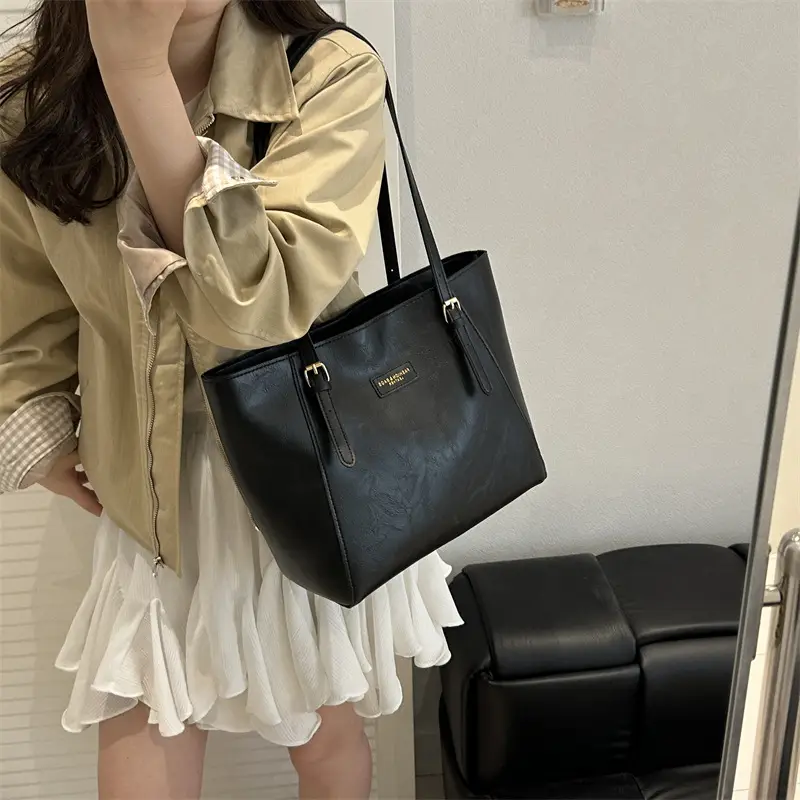 Black Korean Style Shoulder Bag for Women 2025 - Image 5
