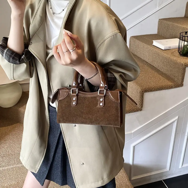 Small Square Brown Leather Handbag for Women - Image 6