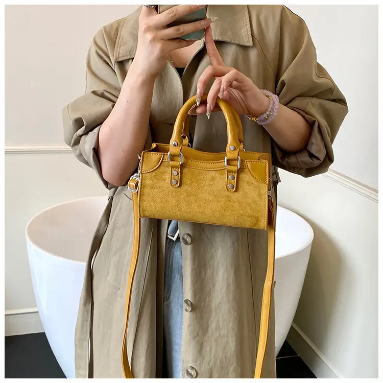 Small Square Brown Leather Handbag for Women — feature 19