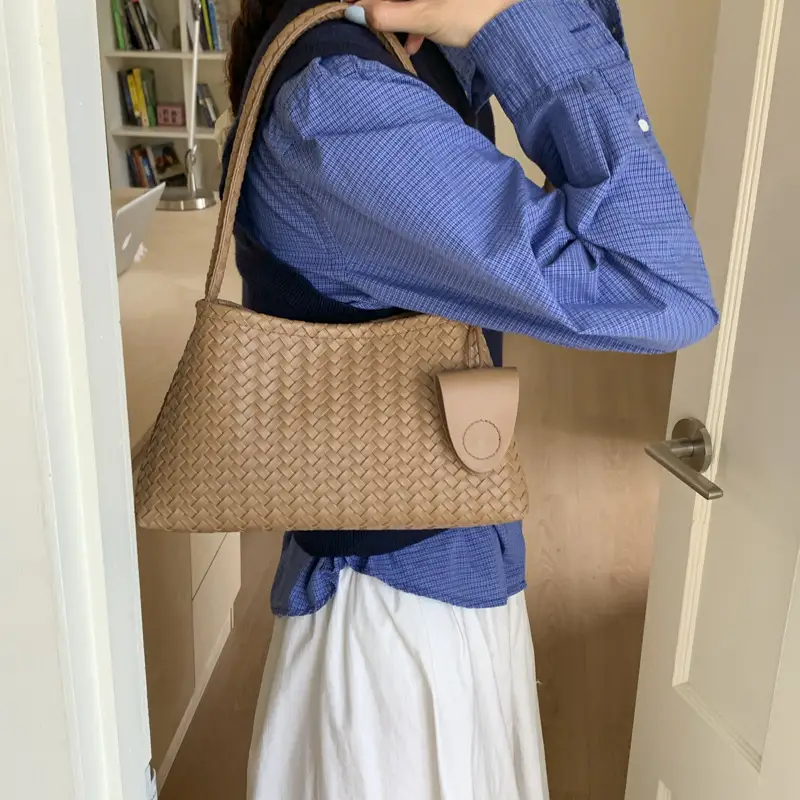 Women's Cross-Brown Woven Shoulder Bag 2025 - Image 8