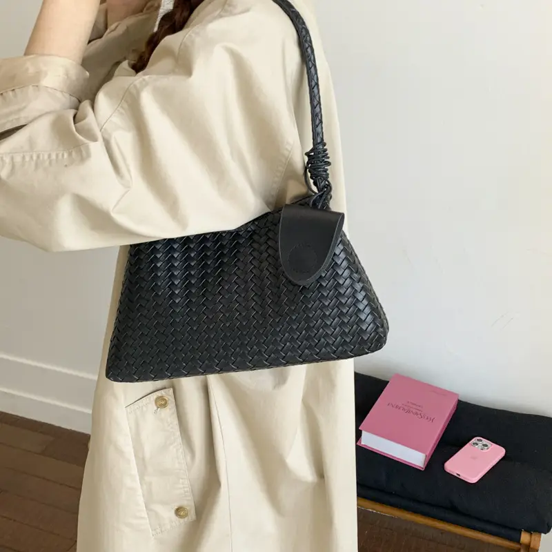 Women's Cross-Brown Woven Shoulder Bag 2025 - Image 10
