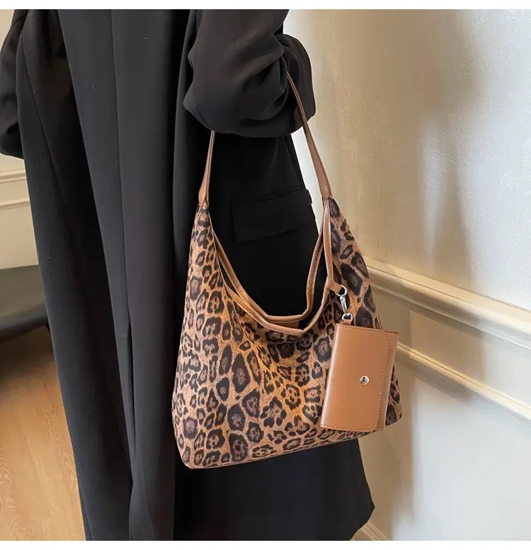 Leopard Print Large Cap Bag for Women 2025 — feature 10