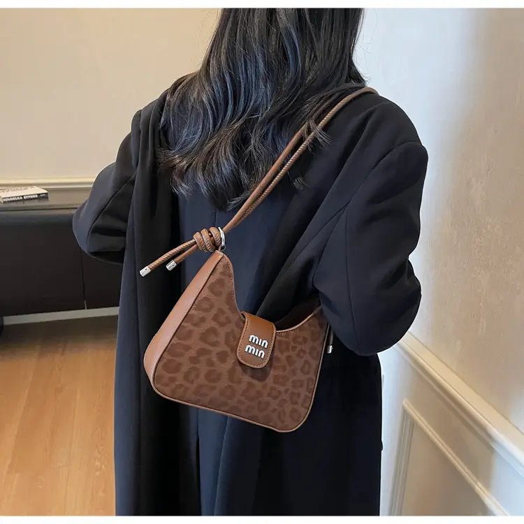 Women Crossbody Bag Brown PU Leather 2026 New — feature 16