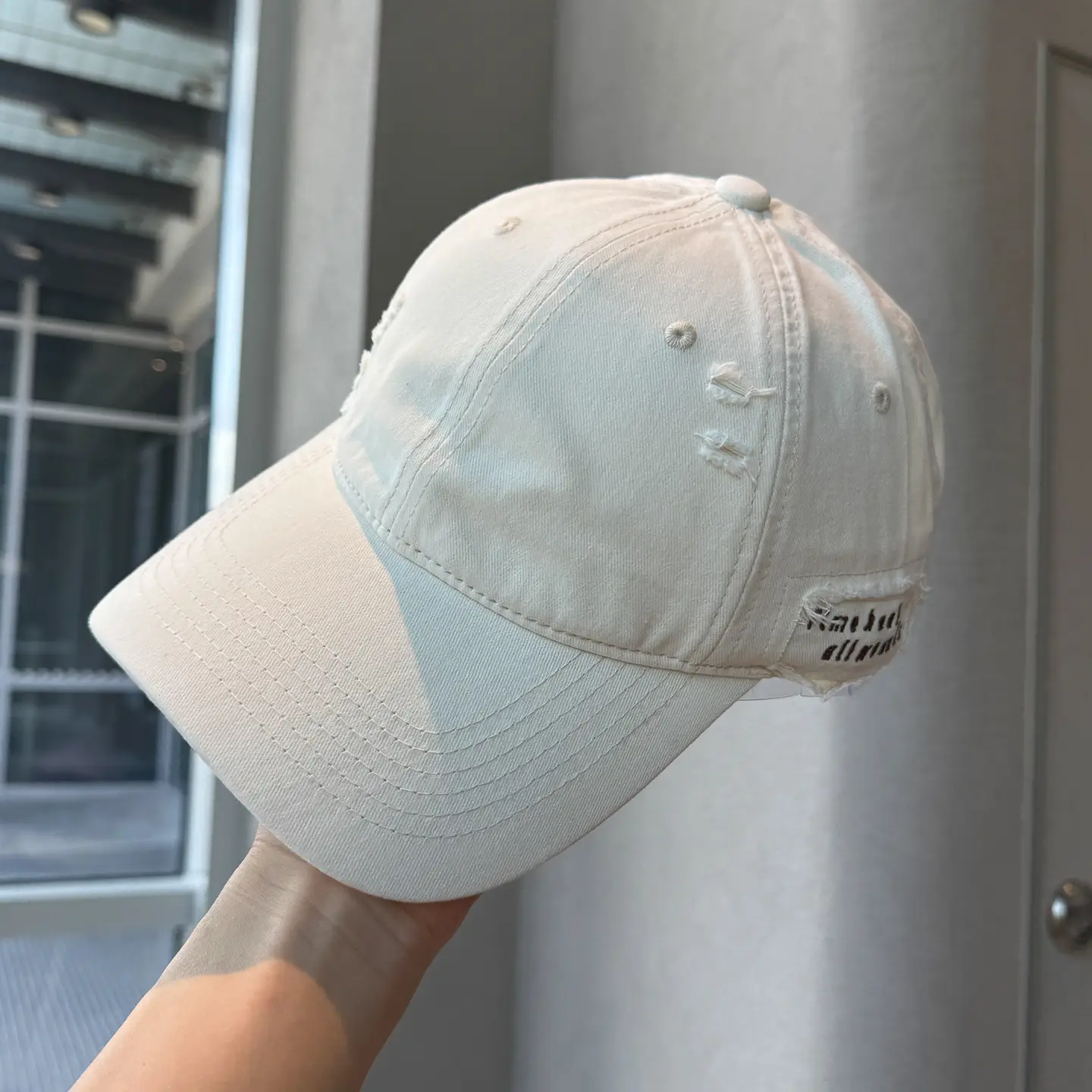 Autumn Distressed Baseball Caps for Women Large Head Wide Brim — feature 15