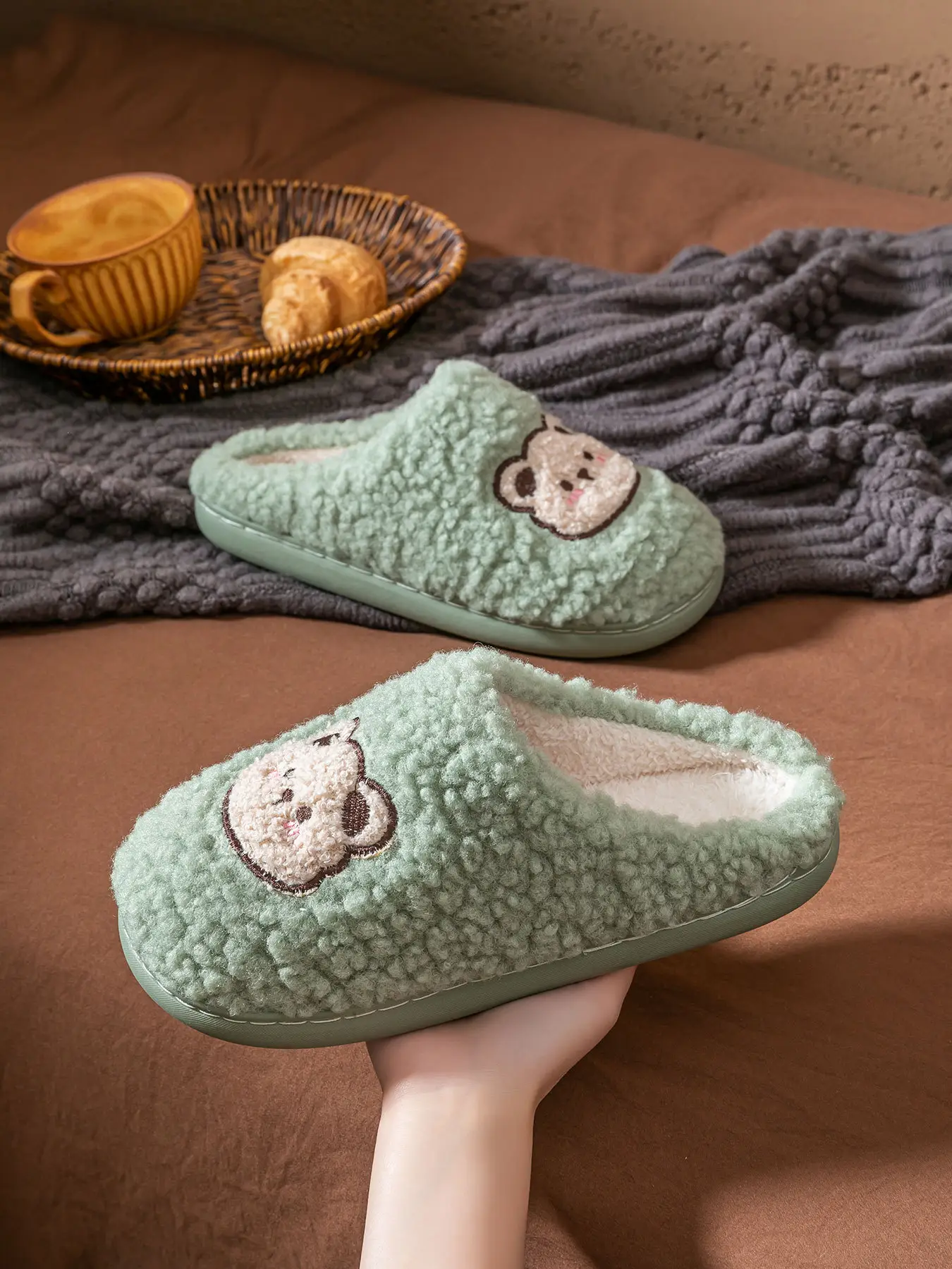 2025 Winter Cotton Slippers for Women Pink Bear Design — feature 40