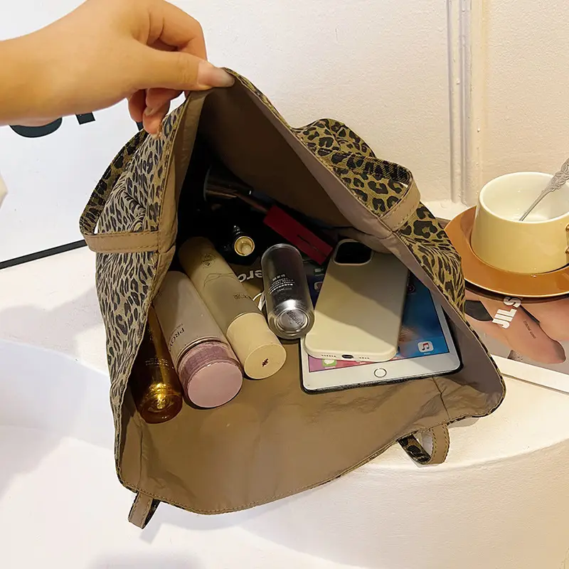 Leopard Print Reversible Shoulder Bag for Women - Image 6
