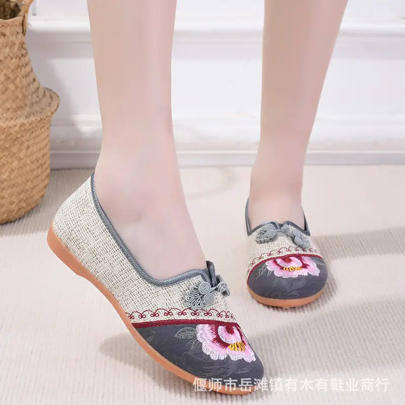 Casual Non-Slip Soft-Soled Flat-Soled Chinese-Style Han Dynasty Shoes, Comfortable Women's Soft-Soled Embroidered Shoes, Old Beijing Cloth Shoes - Image 5