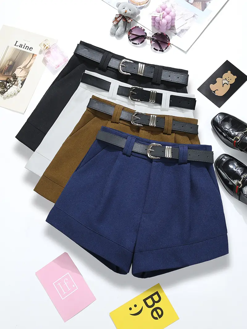 White Curved Shorts with Belt 2025 Autumn Wear — feature 1