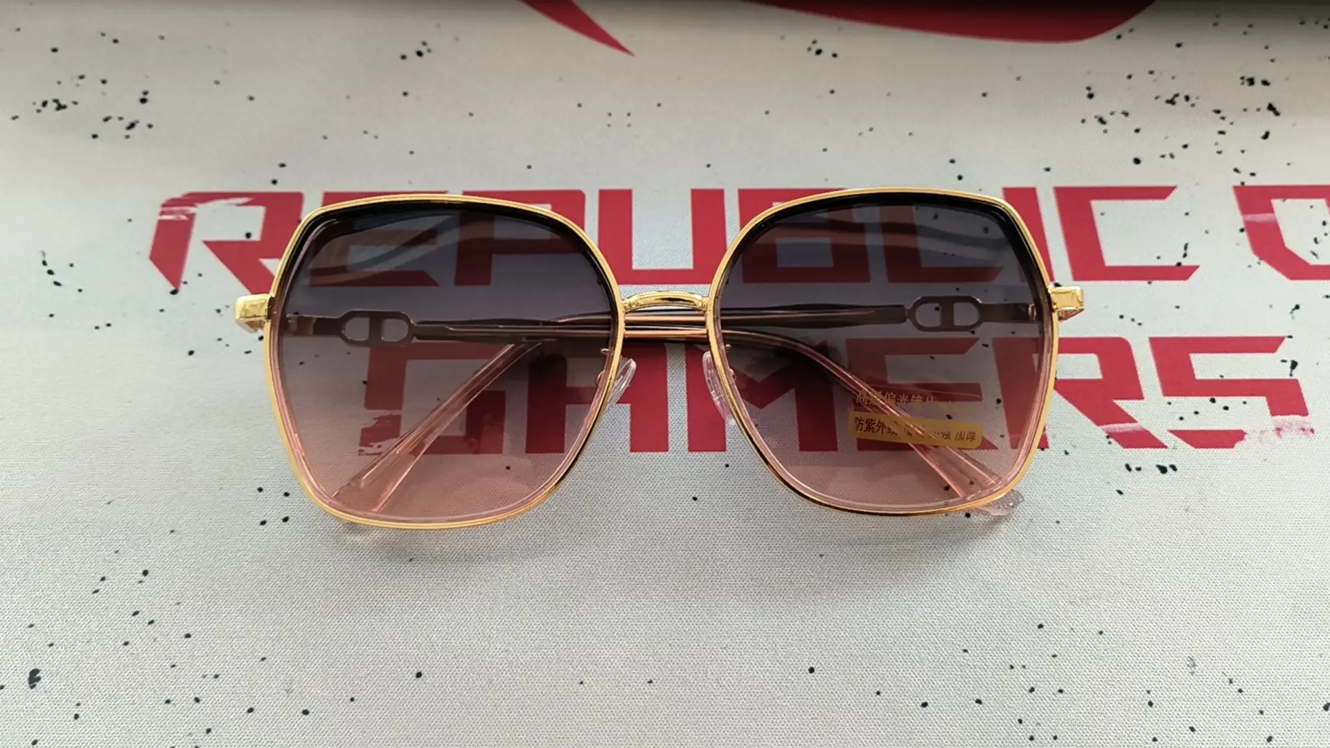Women UV Protection Sunglasses Polarized Black β feature 1