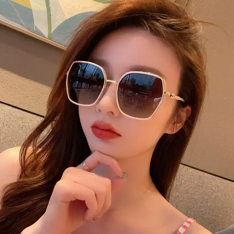 Women UV Protection Sunglasses Polarized Black β feature 6