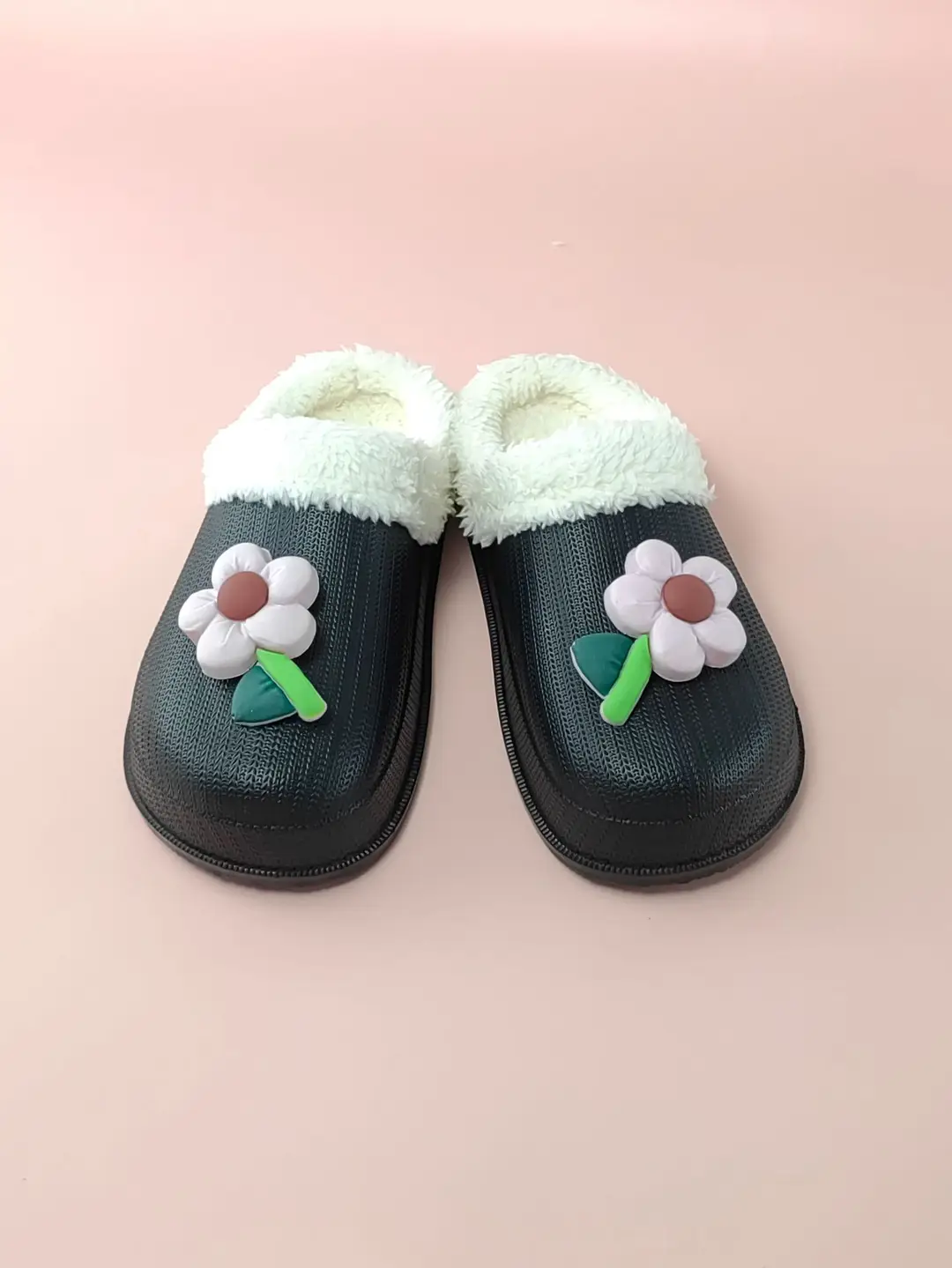 2026 Winter Cotton Slippers for Women Cute and Fun Flower Cartoon Warm Plush Thick-Soled Home Indoor Warm Slippers — feature 4