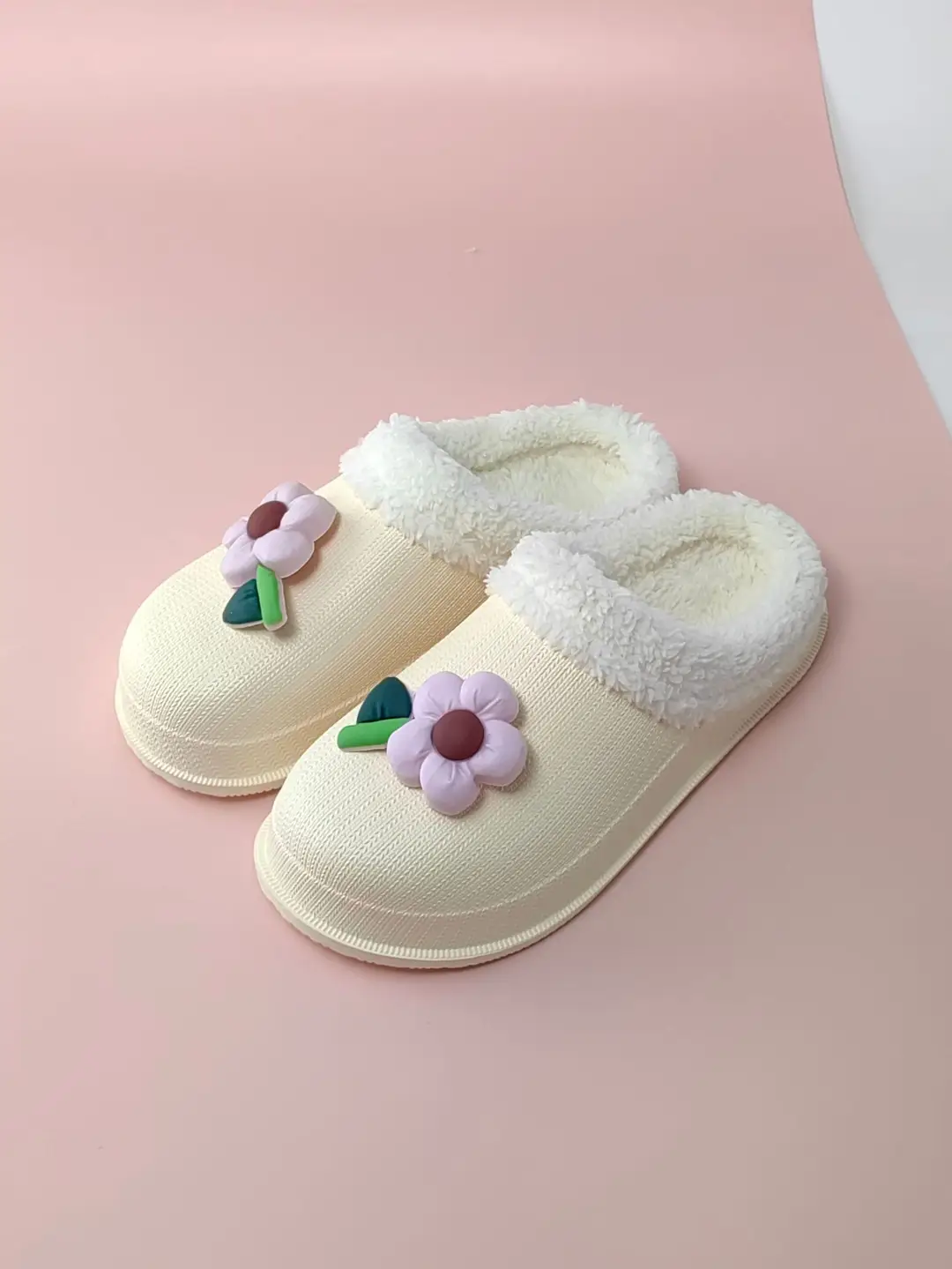 2026 Winter Cotton Slippers for Women Cute and Fun Flower Cartoon Warm Plush Thick-Soled Home Indoor Warm Slippers