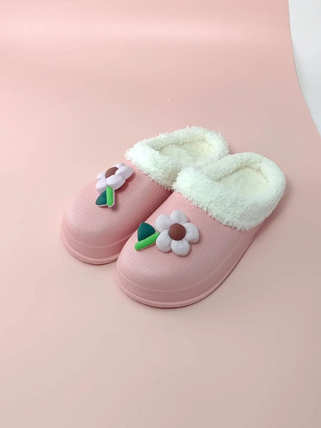 2026 Winter Cotton Slippers for Women Cute and Fun Flower Cartoon Warm Plush Thick-Soled Home Indoor Warm Slippers