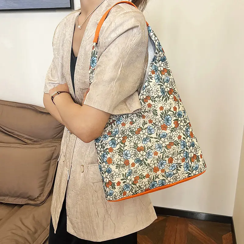Trendy Floral Japanese Style Shoulder Bag for Women - Image 5