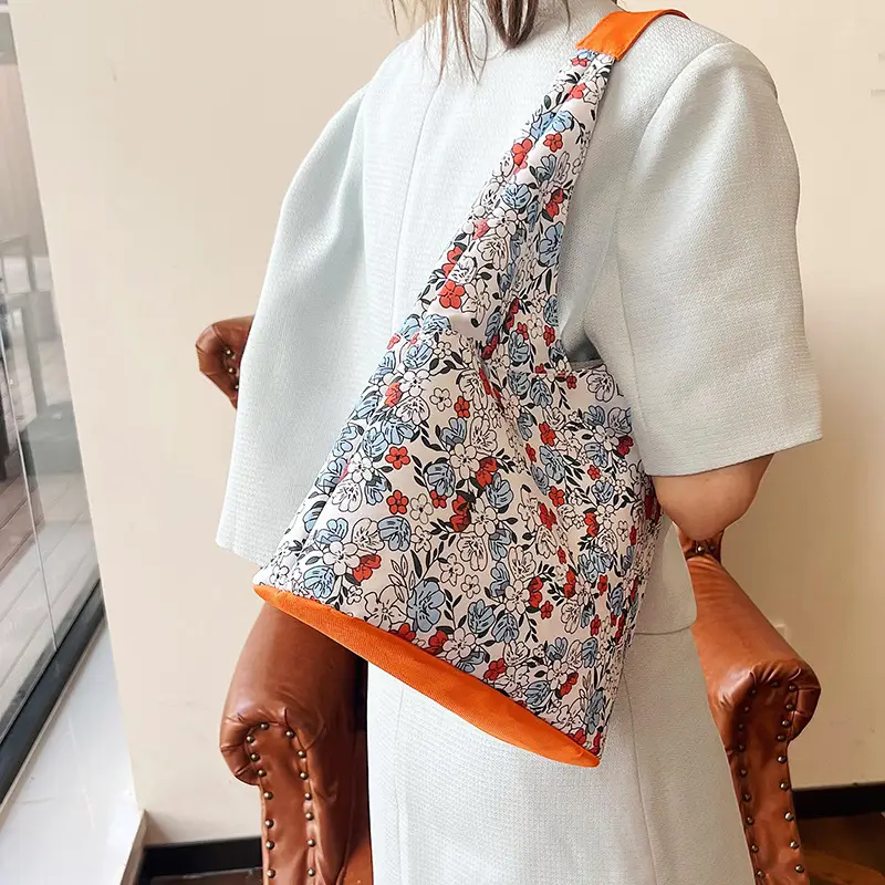 Trendy Floral Japanese Style Shoulder Bag for Women — feature 21