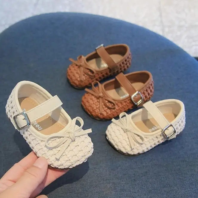 2025 New Autum Baby Princess Shoes Soft Sole Non-Slip Girls' Small Leather Shoes Baby Shoes 1--3 Years Old Toddler Shoes - Image 4