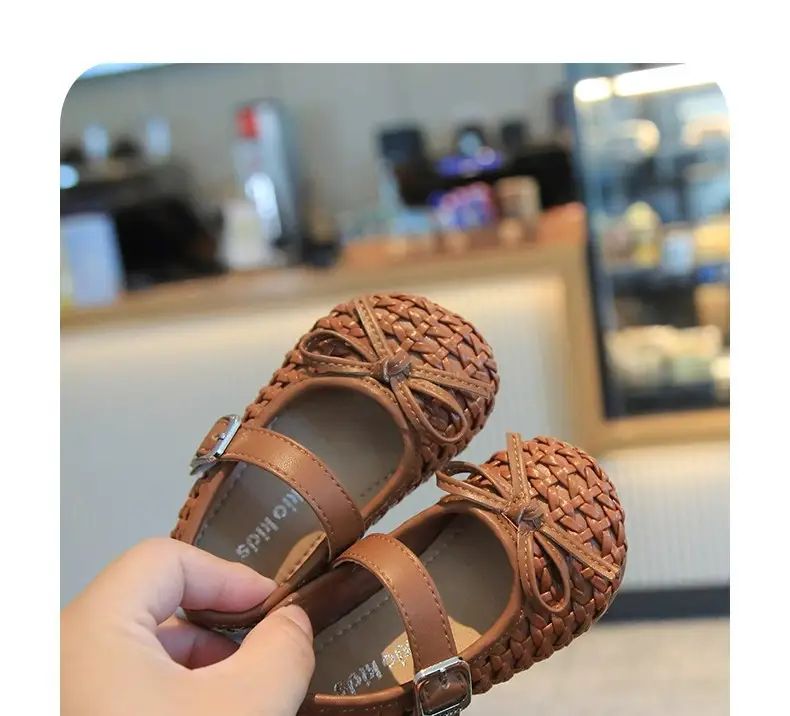 2025 New Autum Baby Princess Shoes Soft Sole Non-Slip Girls' Small Leather Shoes Baby Shoes 1--3 Years Old Toddler Shoes — feature 1