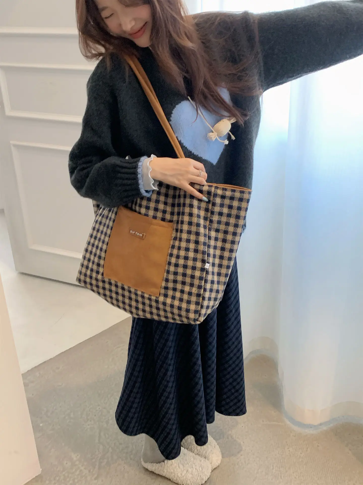Autumn Winter Suede Double Sided Retro Plaid Bag — feature 7