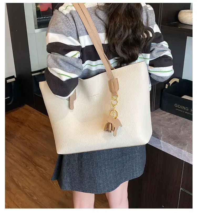 Women's Contrasting Color Tote Bag 2025 — feature 2