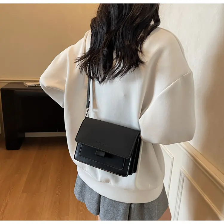 Women's Tan Leather Shoulder Crossbody Bag 2026 — feature 19