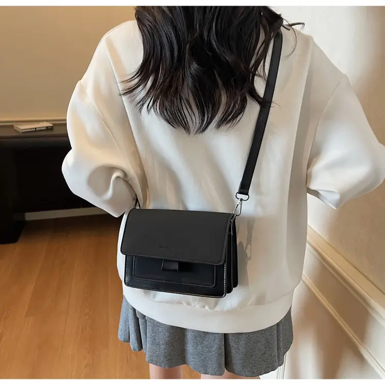 Women's Tan Leather Shoulder Crossbody Bag 2026 — feature 20