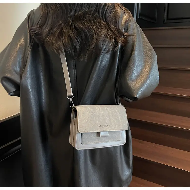 Women's Tan Leather Shoulder Crossbody Bag 2026 — feature 24