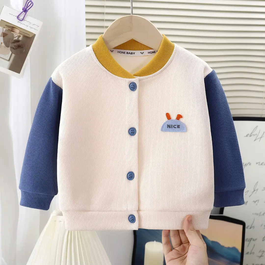New Children's Jacket, Stylish Knitted Sweater for Girls, Spring and Autumn Baby Baseball Jacket, Versatile Sweater Cardigan for Boys