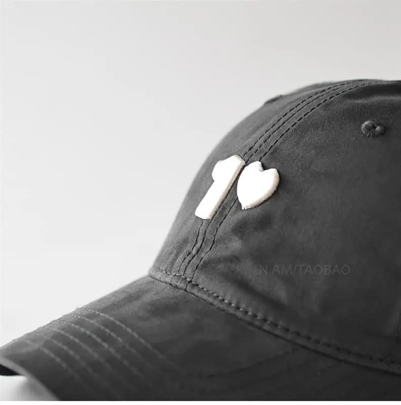 3D Heart Cap Black Unisex Baseball Cap — feature 3