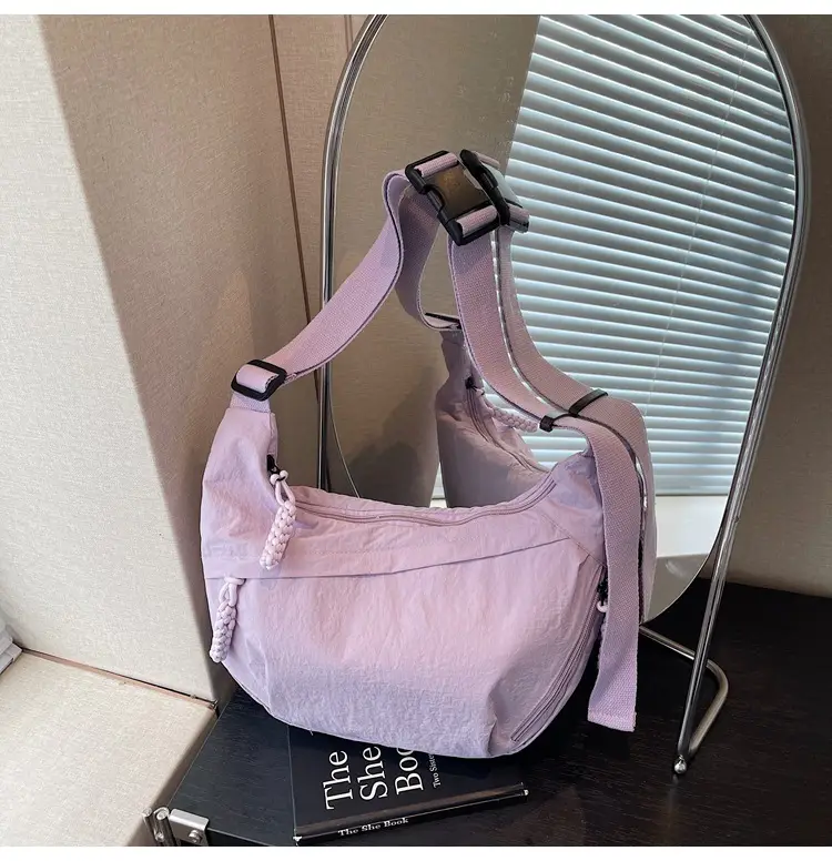 Women Large Capacity Shoulder Bag Black 2026 — feature 18