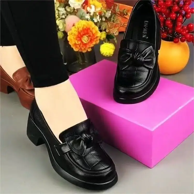 Bow Thick Heel Leather Shoes for Women 2025 — feature 3