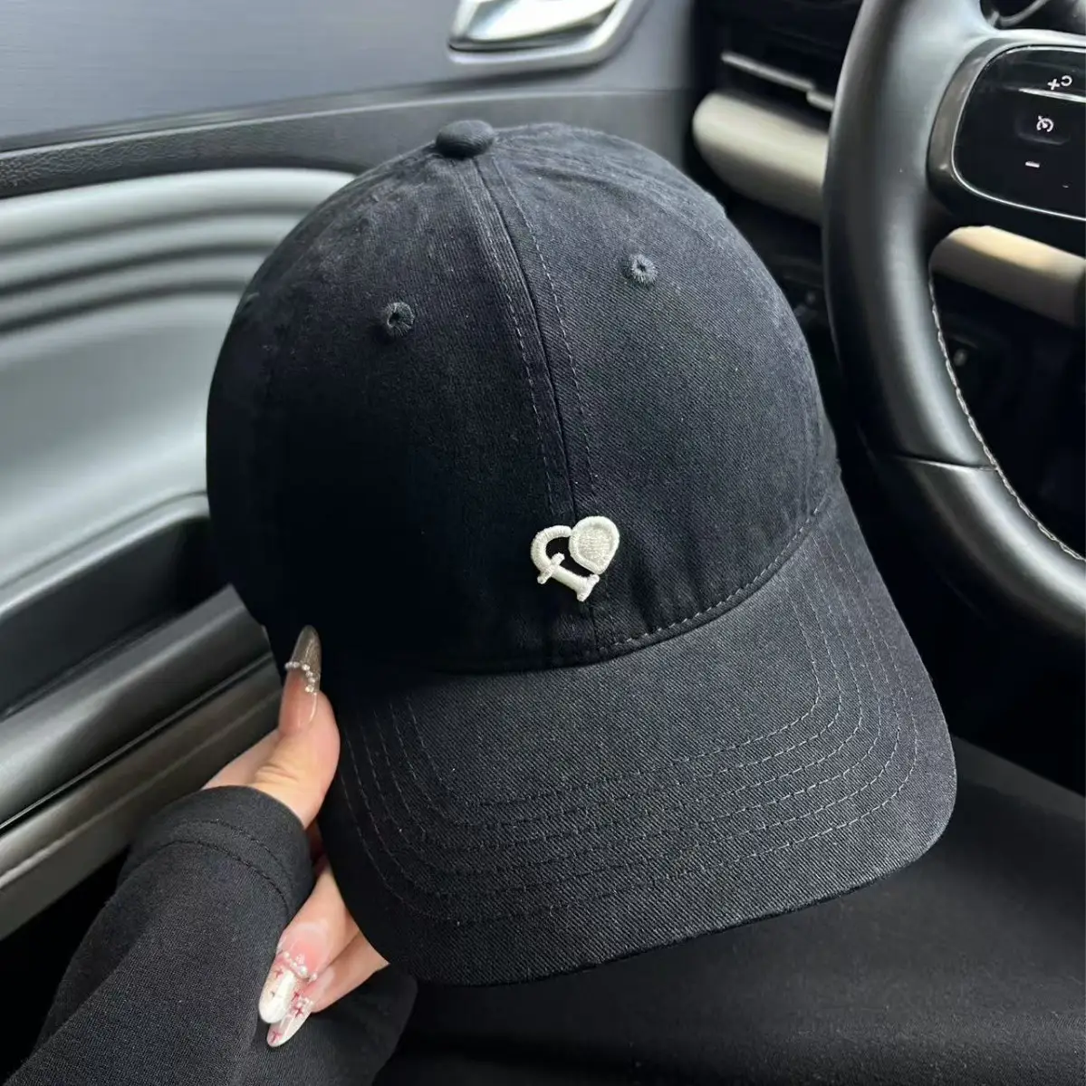 Women Heart Embroidered Baseball Cap Grey - Image 10