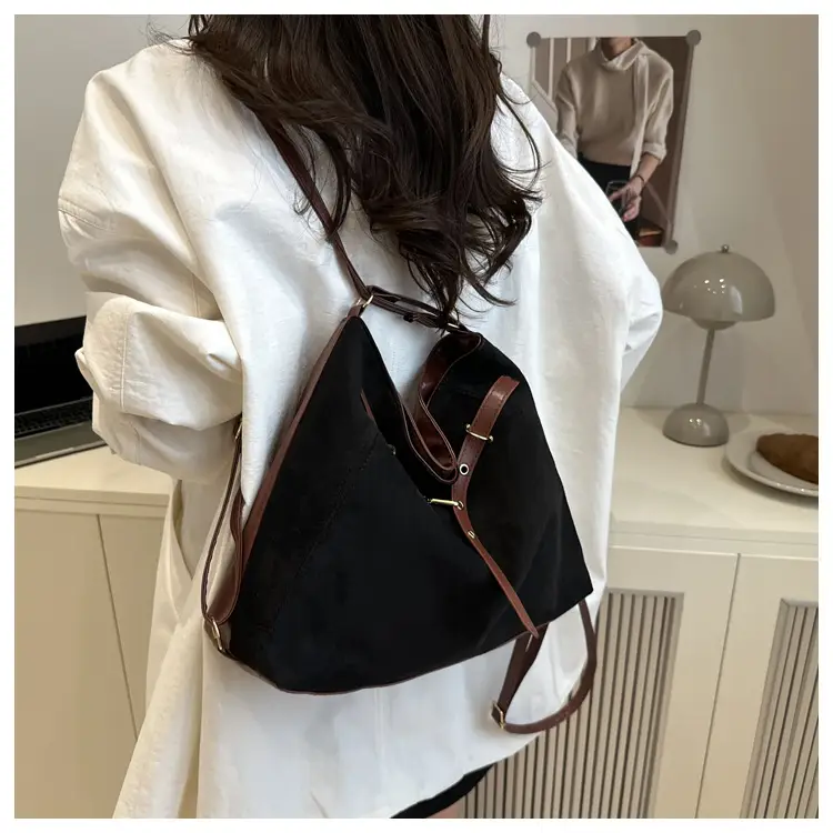 Gold Leather Shoulder Tote Bag for Women 2025 — feature 22