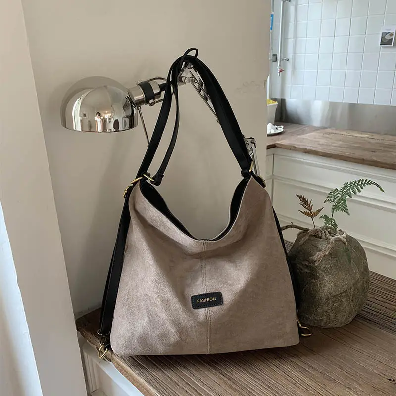 Black Crossbody Bag for Women Large Capacity Casual Versatile — feature 12